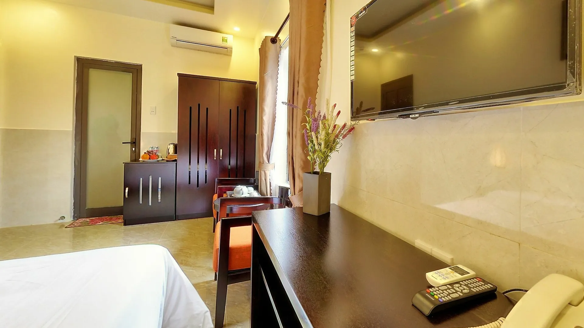 Hoi An Ivy Hotel  Хойан